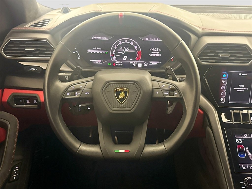 Used 2024 Lamborghini Urus S image 11