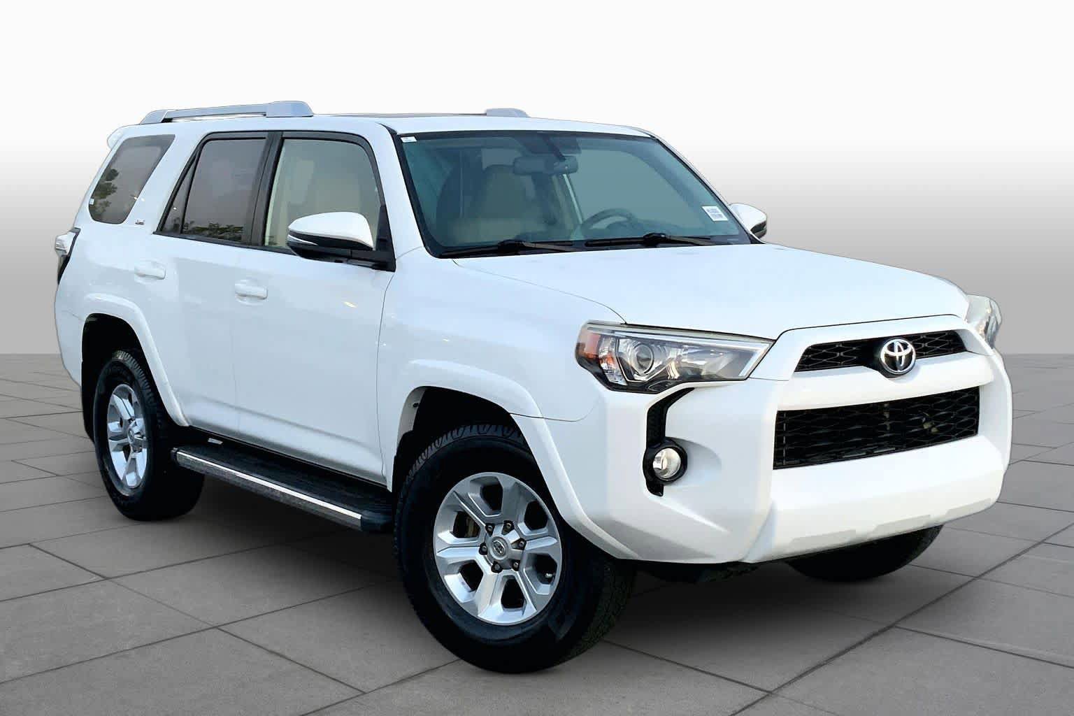 Used 2017 Toyota 4Runner SR5 Premium RWD image 3