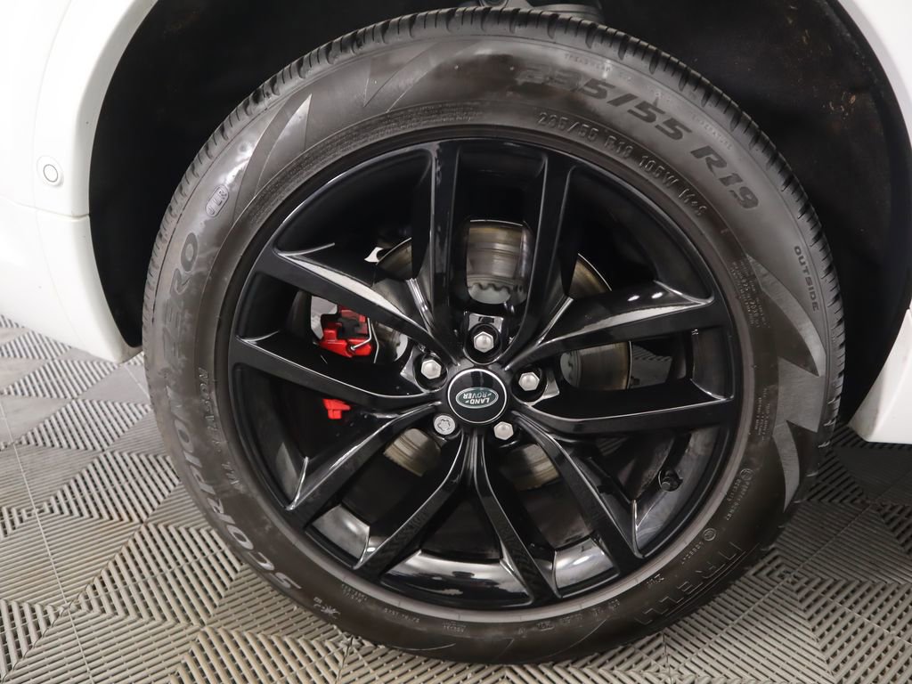 Used 2025 Land Rover Discovery Sport S image 33