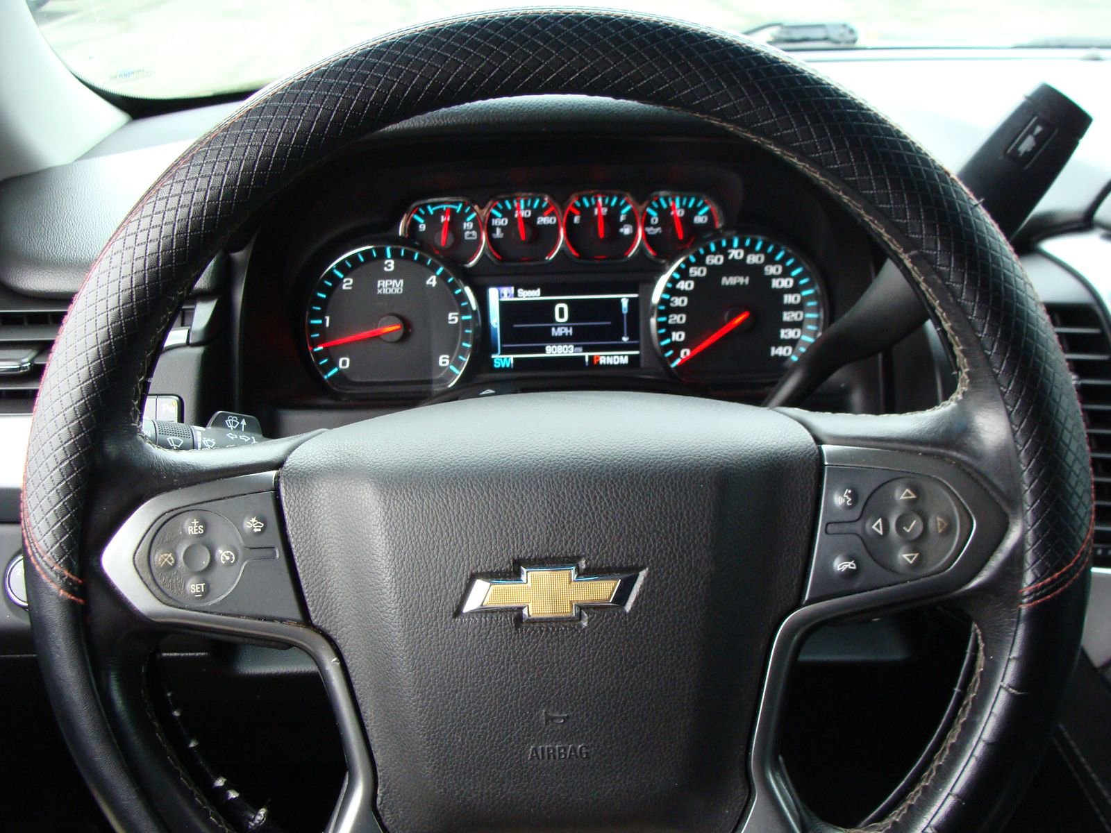 Used 2016 Chevrolet Suburban LT image 16