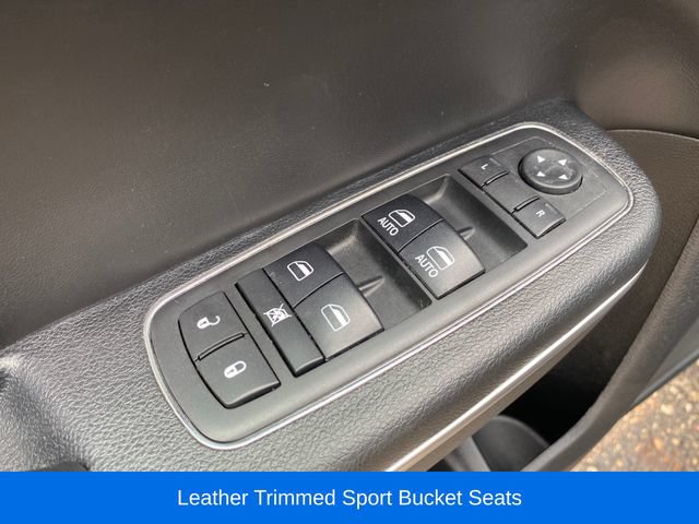 Used 2017 Chrysler 300 S w/ 300S Premium Group AWD/4WD image 19