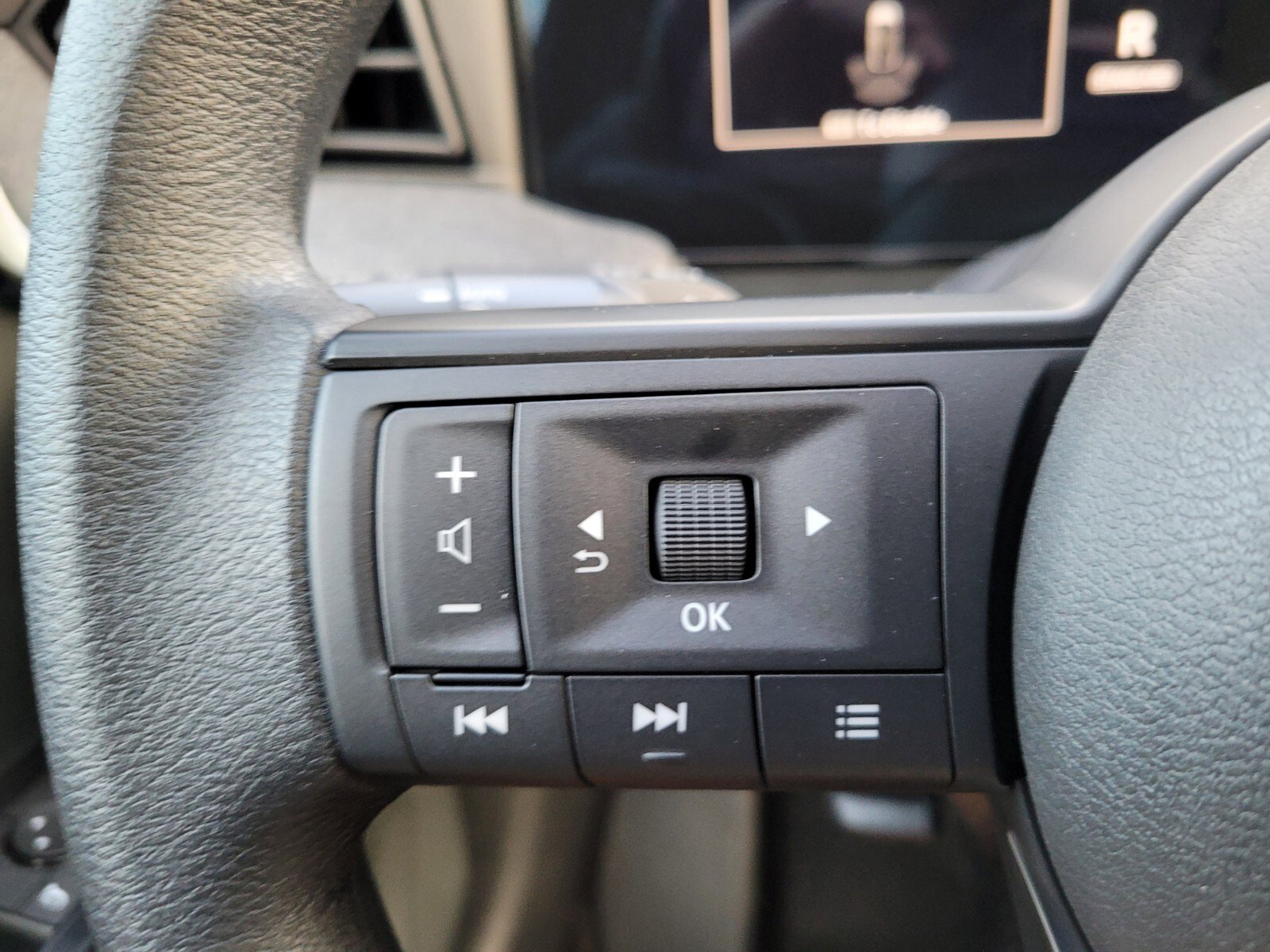 New 2026 Nissan Kicks SV image 24