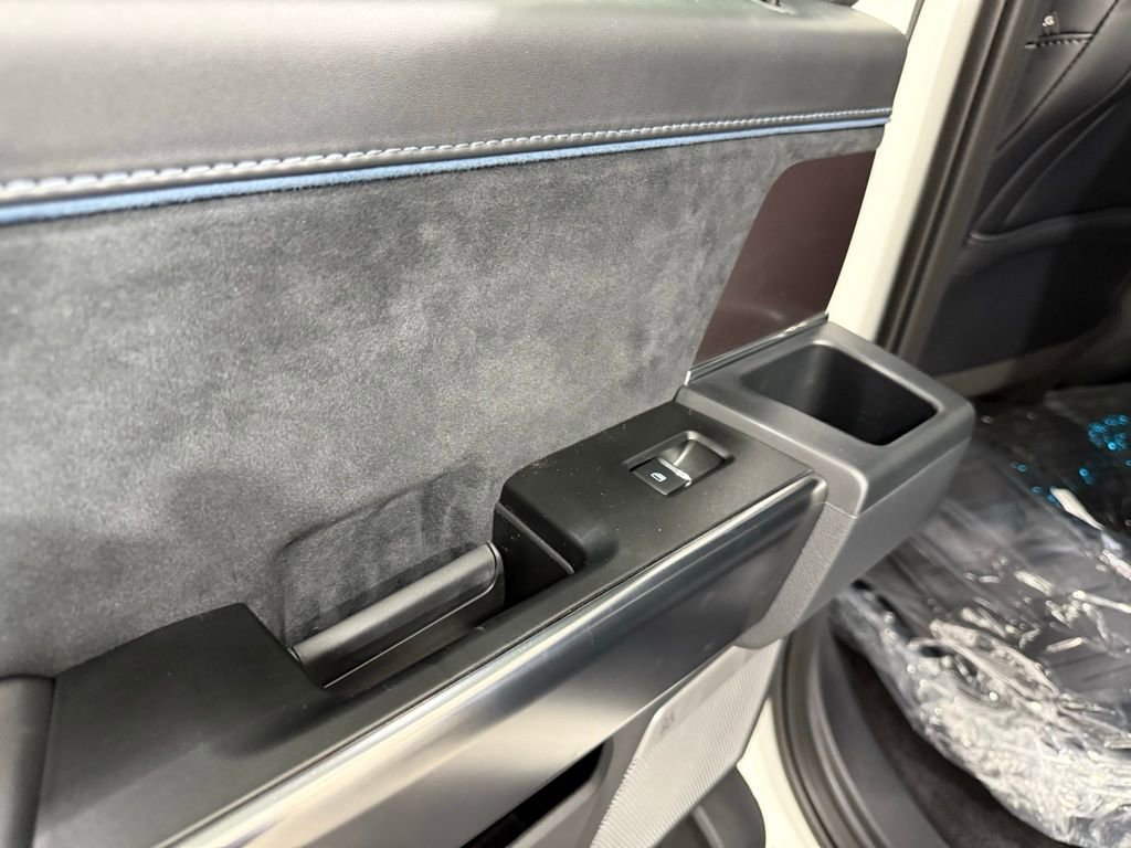 New 2025 Ford F150 Platinum w/ FX4 Off-Road Package AWD/4WD image 23