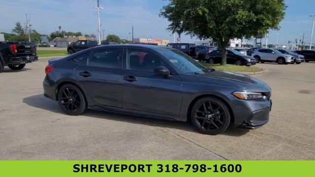 Used 2022 Honda Civic Sport image 2