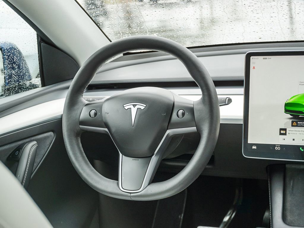 Used 2022 Tesla Model Y Performance image 15