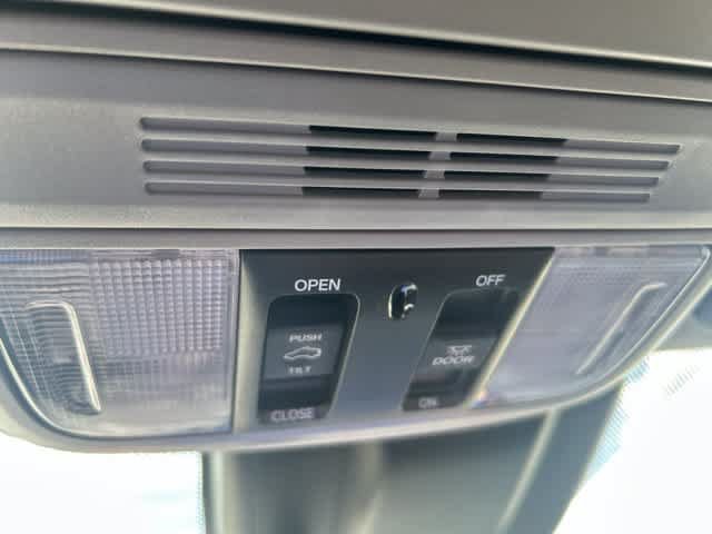 Used 2020 Honda Odyssey EX-L image 18