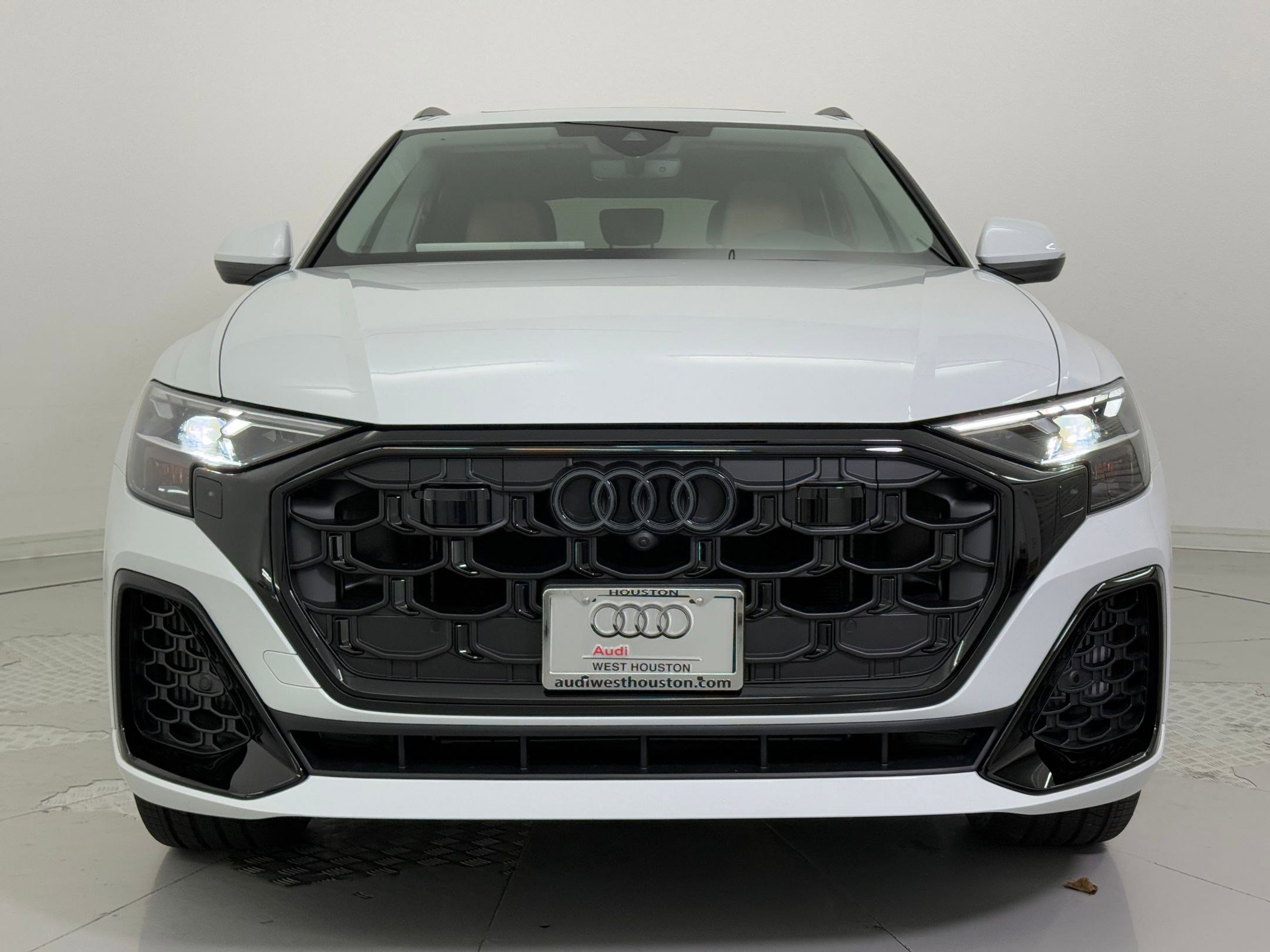 New 2026 Audi Q8 Premium Plus image 6