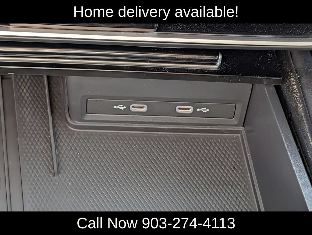 Used 2025 Volkswagen Atlas SE AWD/4WD image 16
