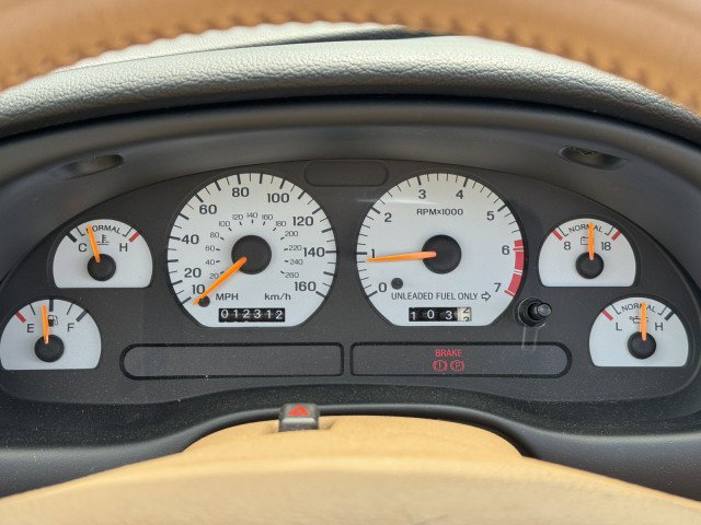 Used 1994 Ford Mustang GT RWD image 25