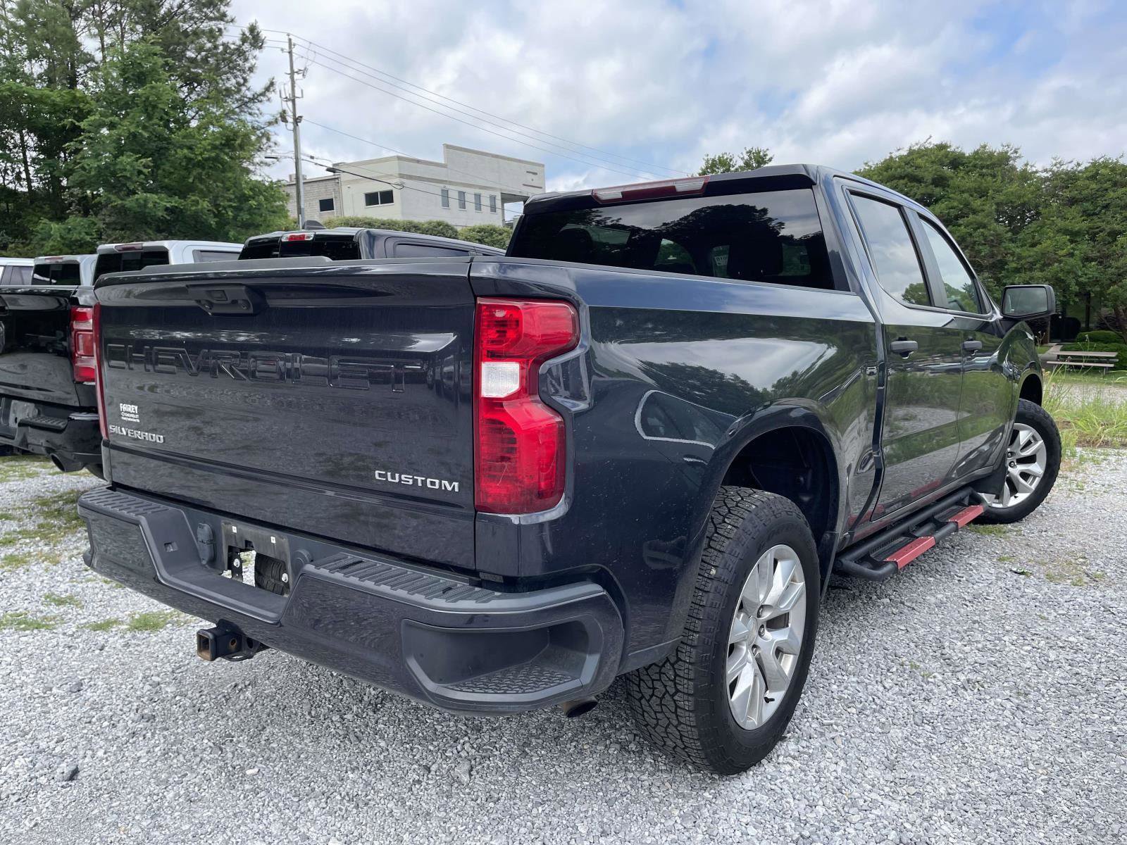 Used 2022 Chevrolet Silverado 1500 Custom RWD image 11