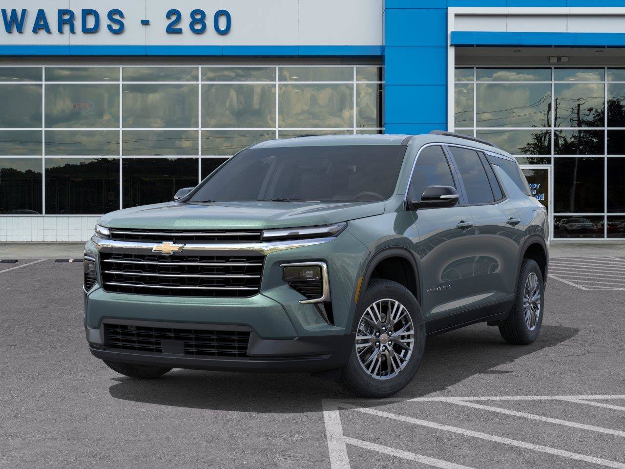 New 2027 Chevrolet Traverse LT FWD image 6