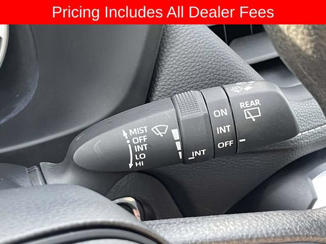 Used 2024 Toyota RAV4 XLE AWD/4WD image 27