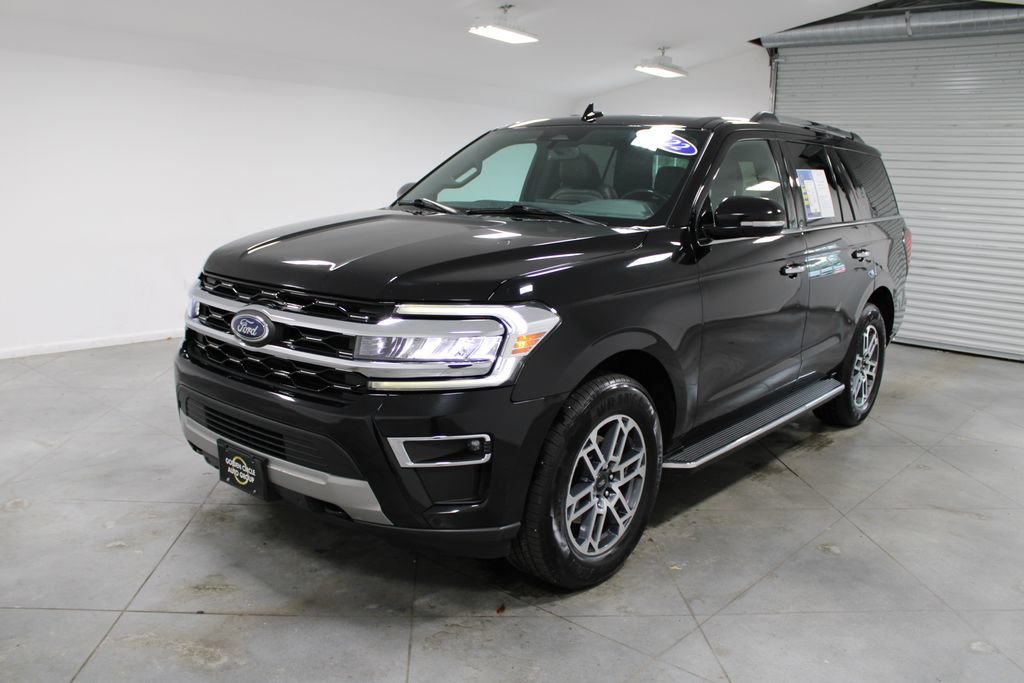 Used 2022 Ford Expedition Limited AWD/4WD image 4