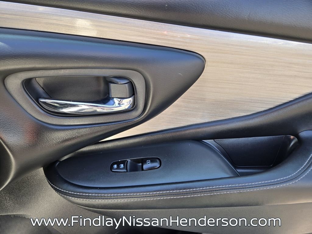 Used 2015 Nissan Murano SV w/ Premium Package FWD image 19