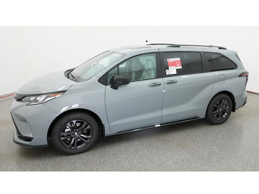 New 2026 Toyota Sienna XSE AWD/4WD image 2