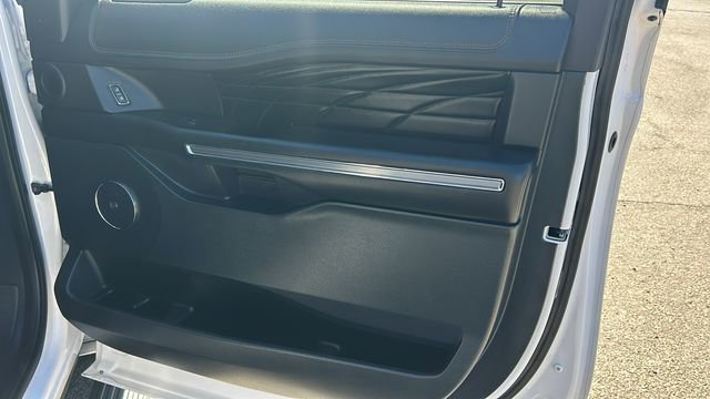 Certified 2018 Ford Expedition Platinum AWD/4WD image 10