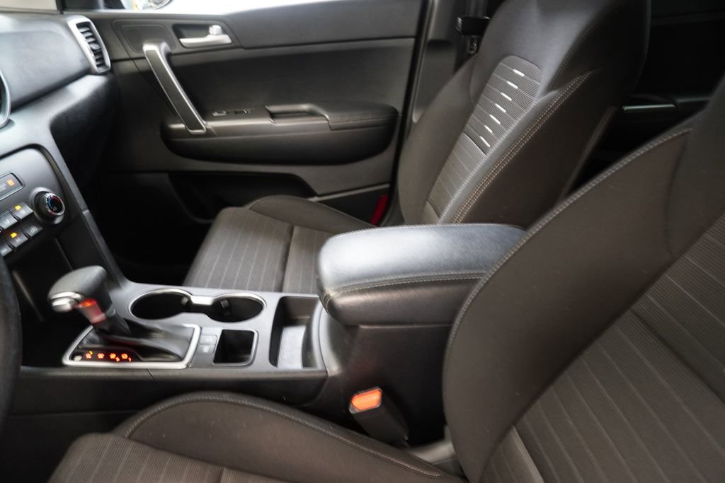 Used 2018 Kia Sportage LX FWD image 7