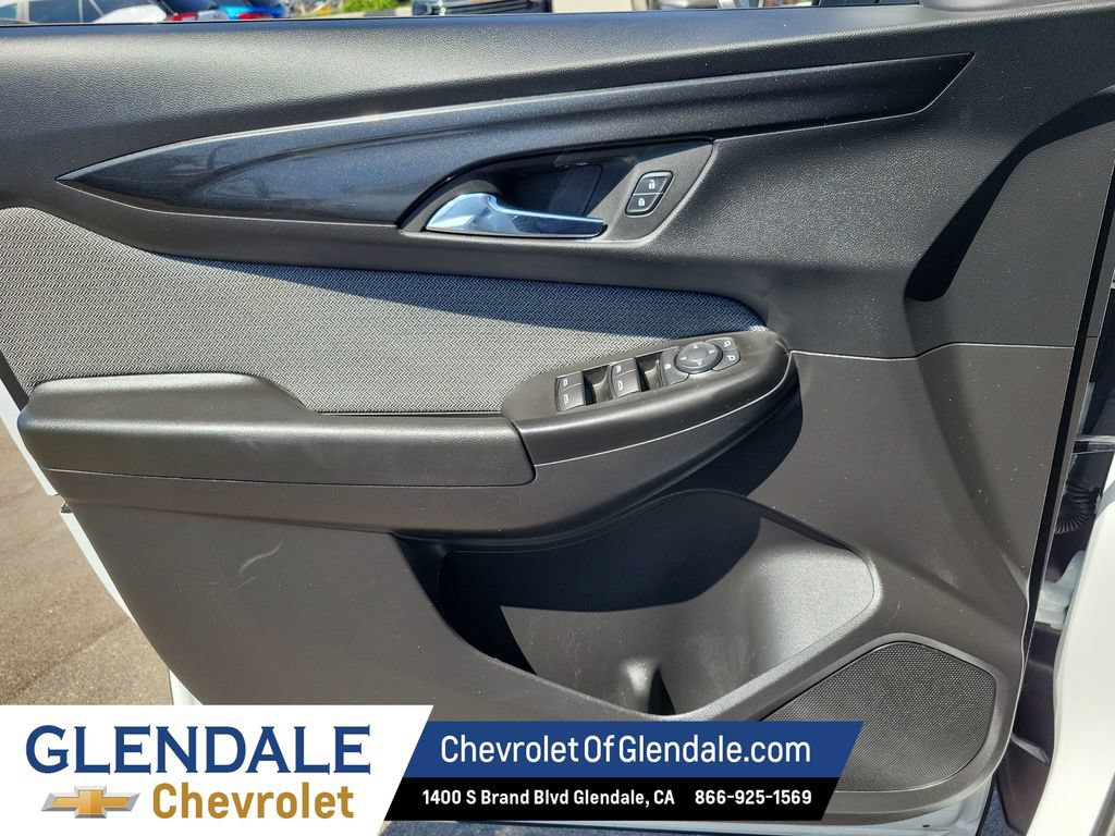 Used 2025 Chevrolet TrailBlazer LT FWD image 35