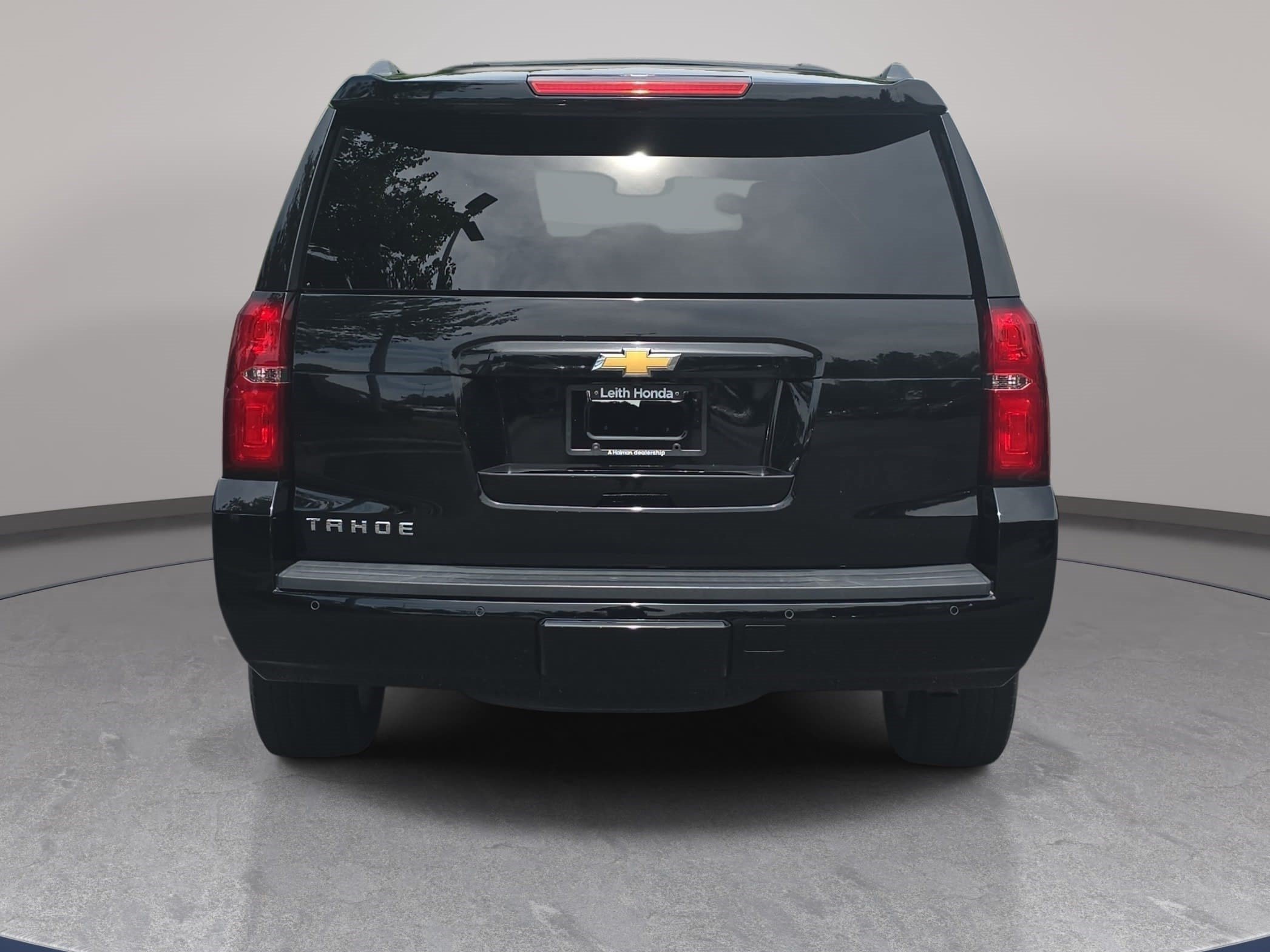 Used 2017 Chevrolet Tahoe LT AWD/4WD image 6