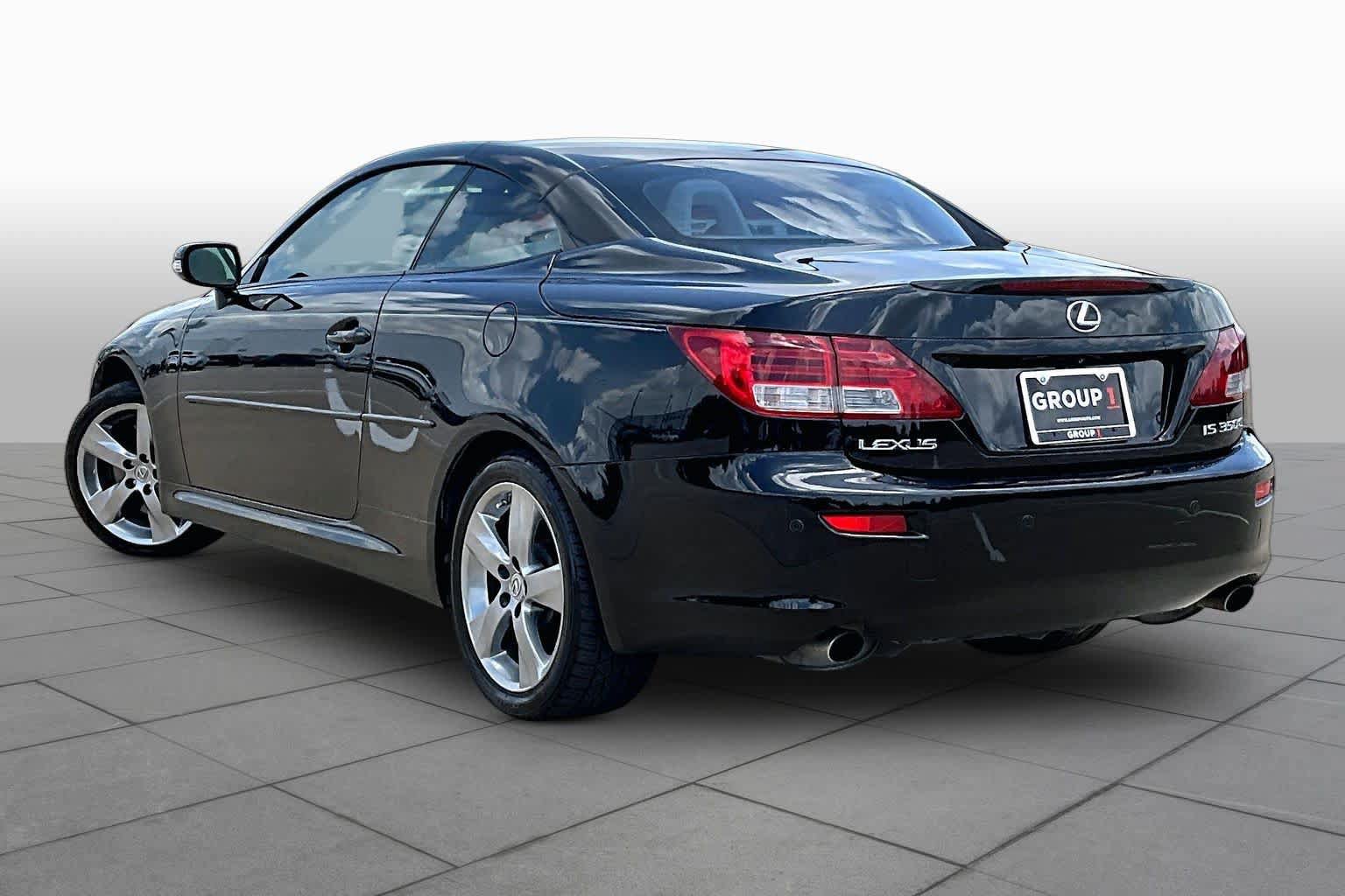 Used 2010 Lexus IS 350C RWD image 10