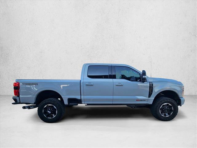 Certified 2025 Ford F250 Platinum w/ Tremor Off-Road Package AWD/4WD image 4