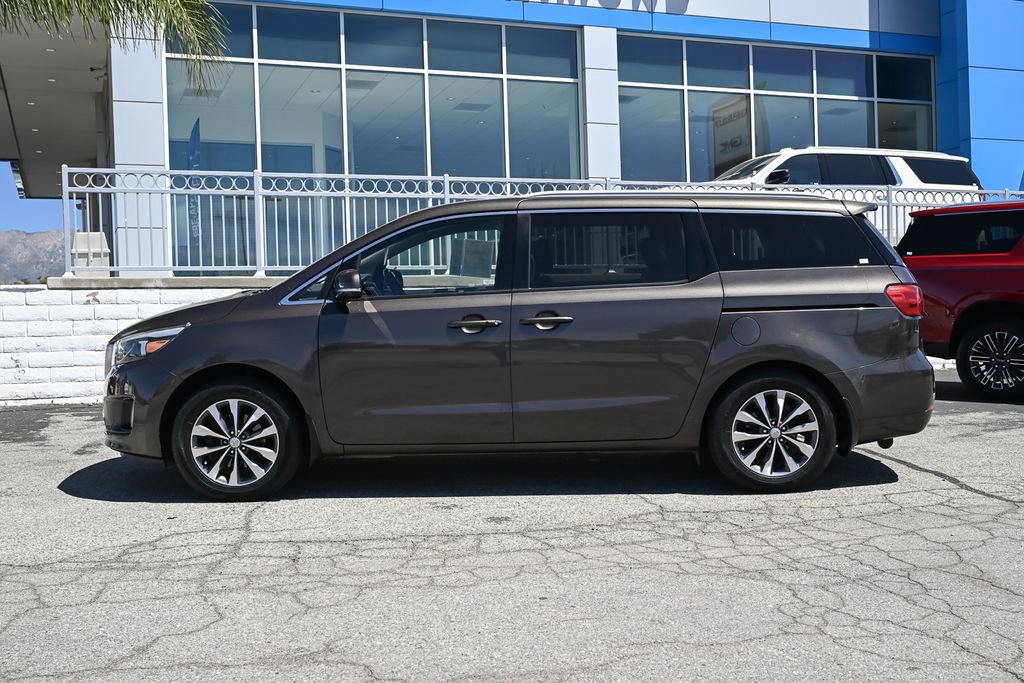 Used 2016 Kia Sedona SX image 8
