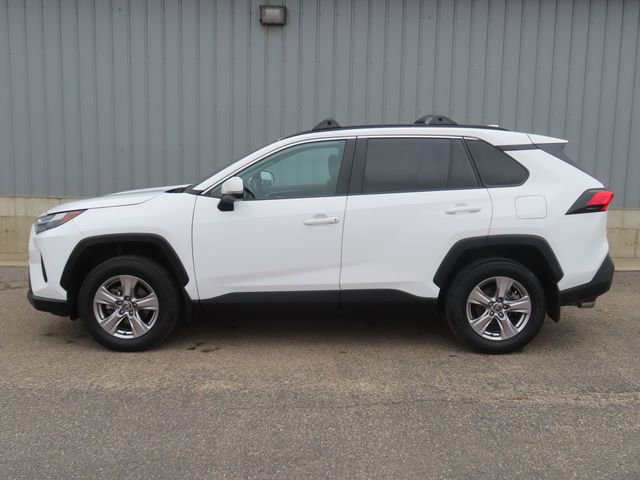 Used 2023 Toyota RAV4 XLE w/ Convenience Package AWD/4WD image 8