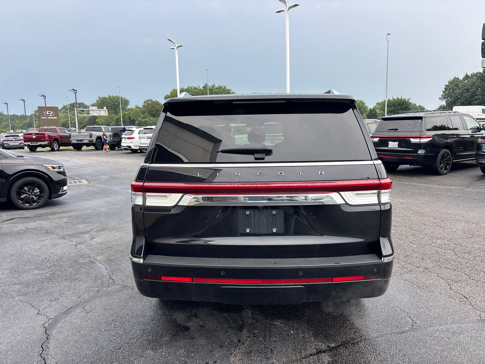 Certified 2023 Lincoln Navigator Reserve AWD/4WD image 6