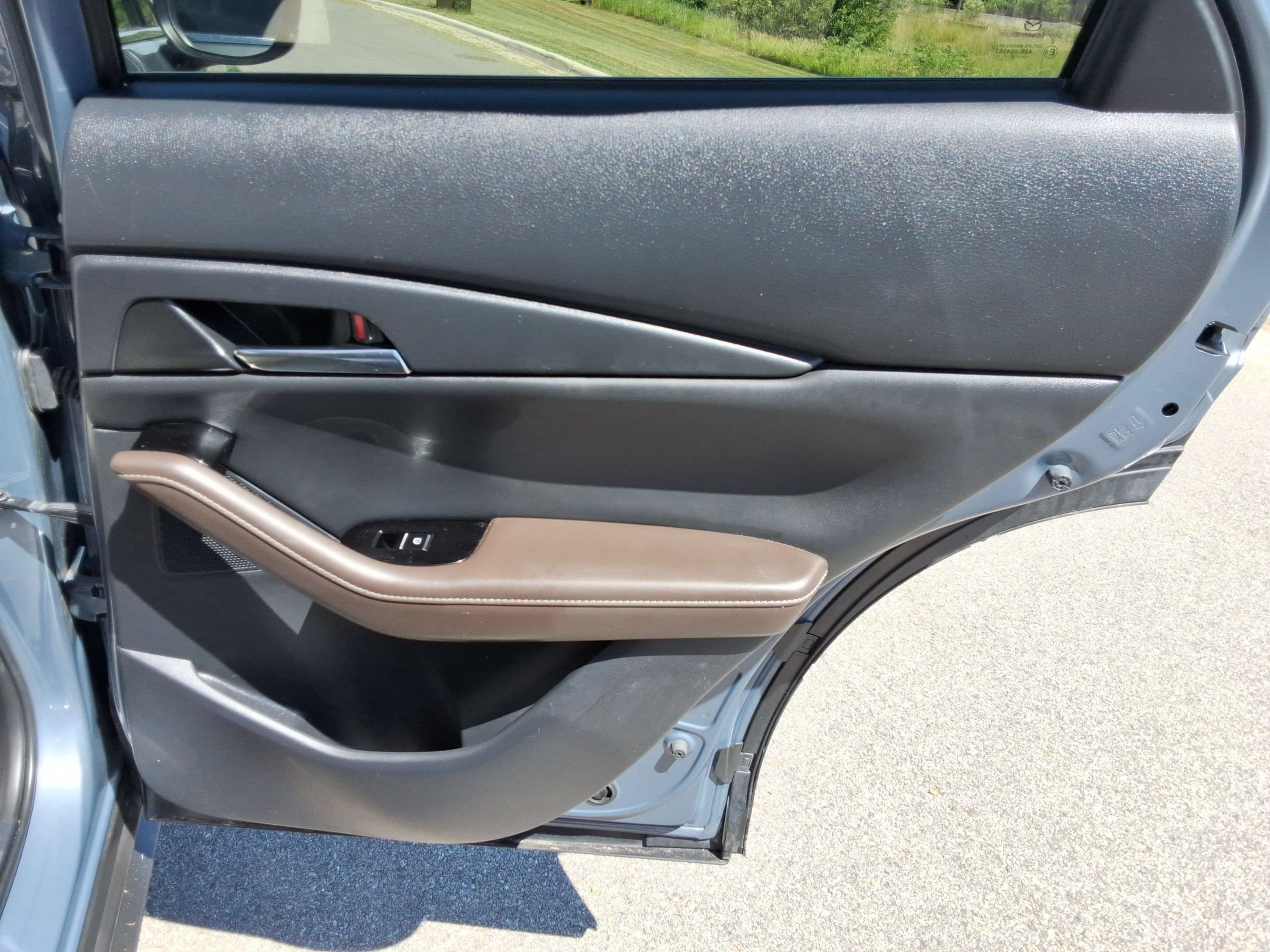 Used 2020 MAZDA CX-30 FWD w/ Premium Package image 25