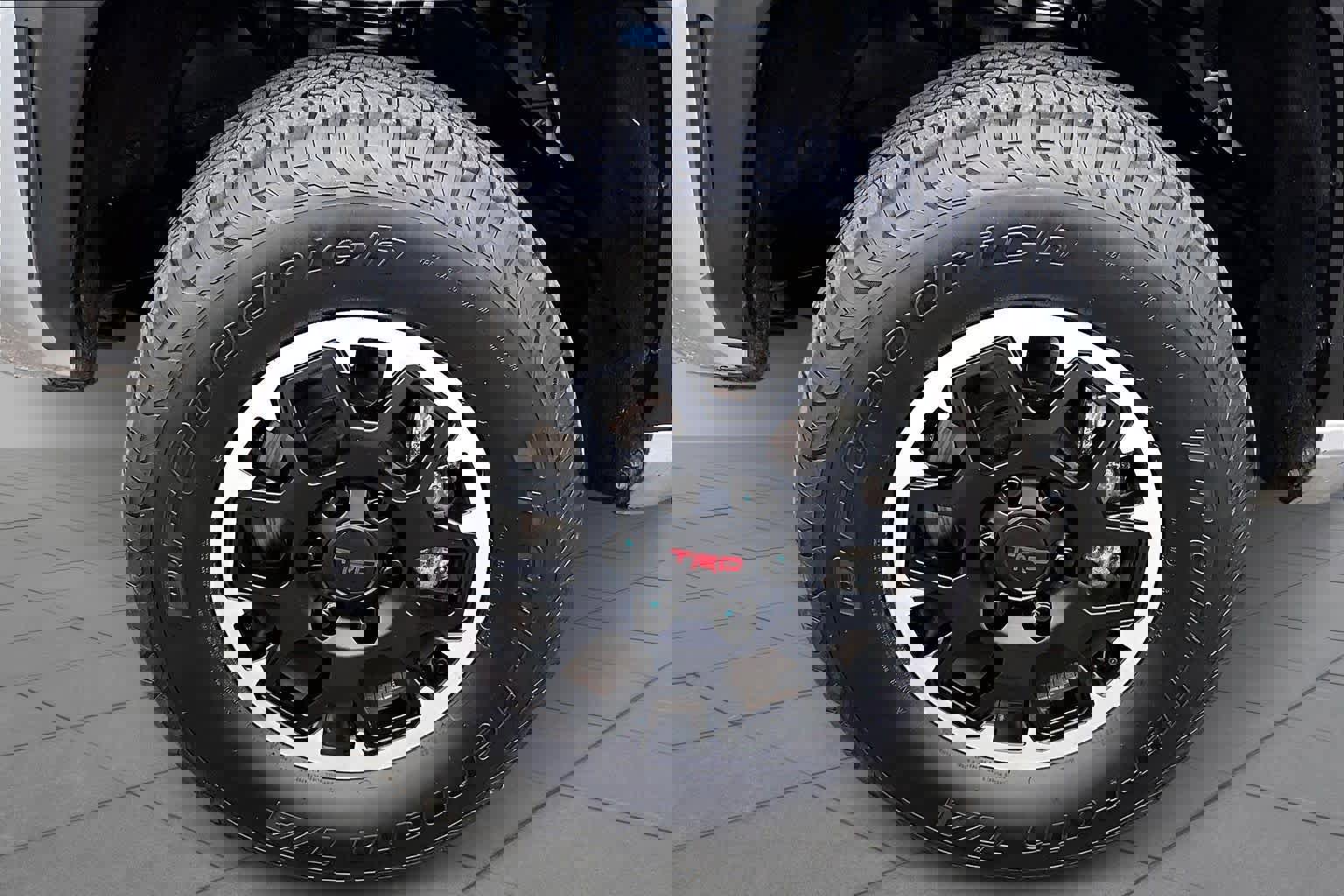 Certified 2024 Toyota Tacoma TRD Off-Road image 10