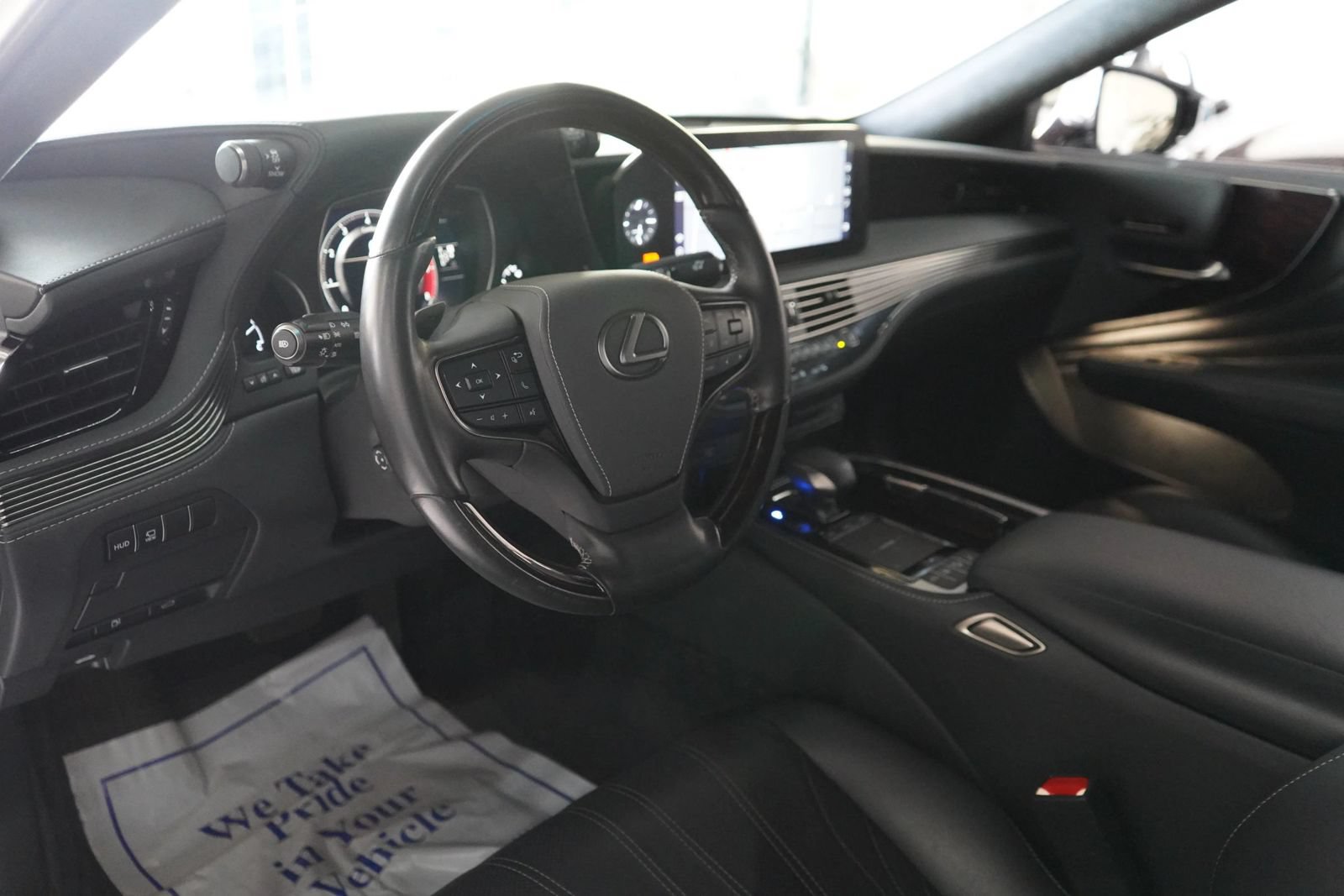 Used 2022 Lexus LS 500 w/ Luxury Package RWD image 6