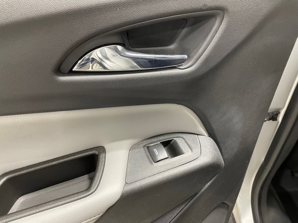 Used 2021 Chevrolet Equinox Premier image 15