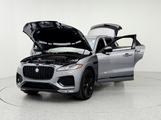 Certified 2026 Jaguar F-PACE R-Dynamic S AWD/4WD image 9