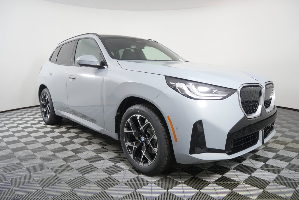 New 2026 BMW X3 xDrive30i AWD/4WD image 2