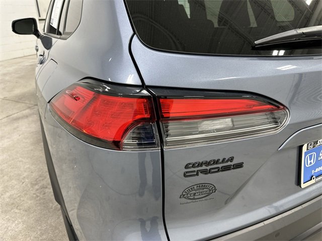 Used 2024 Toyota Corolla Cross XSE image 22