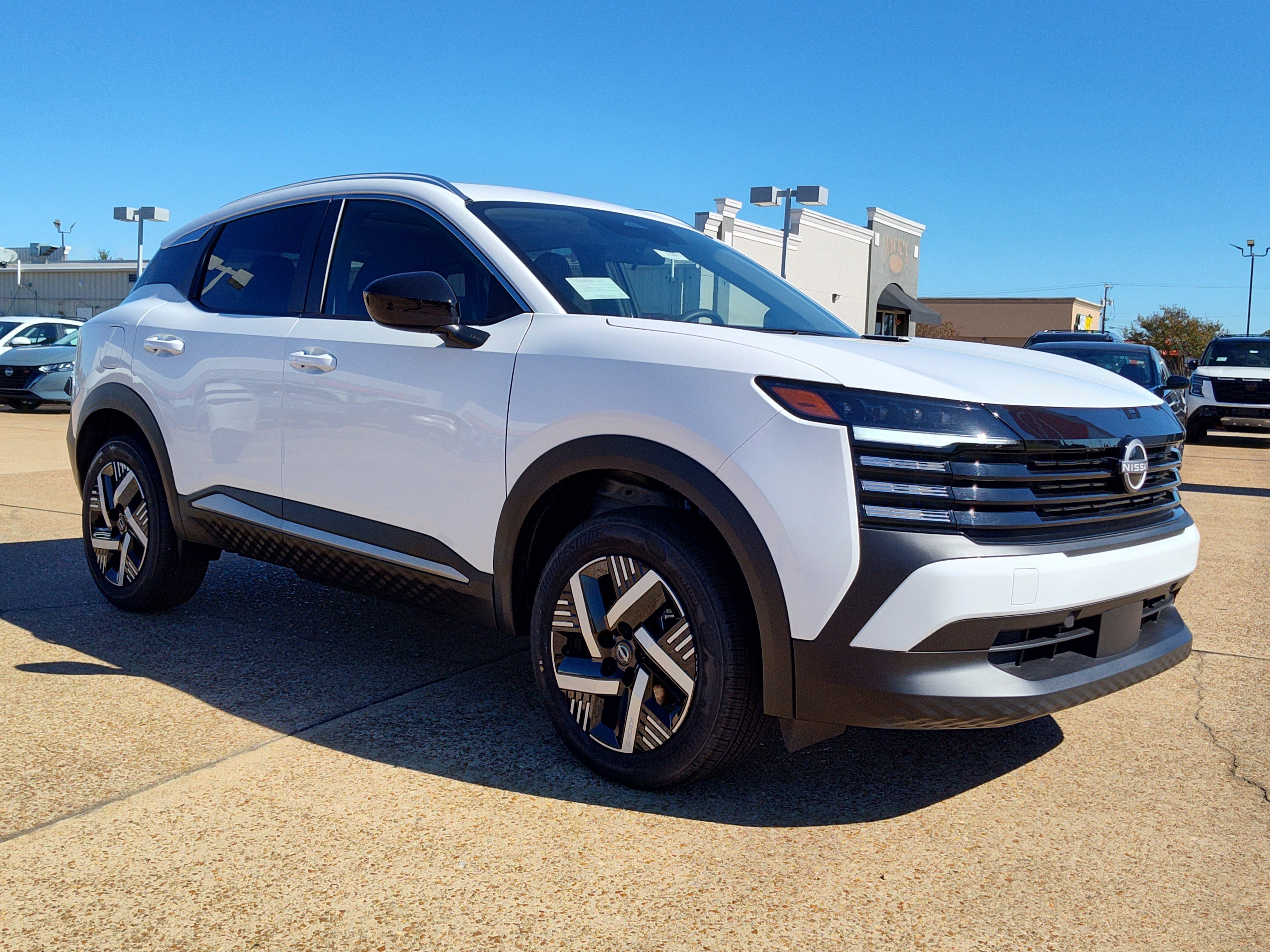 New 2026 Nissan Kicks SV w/ SV Premium Package image 5