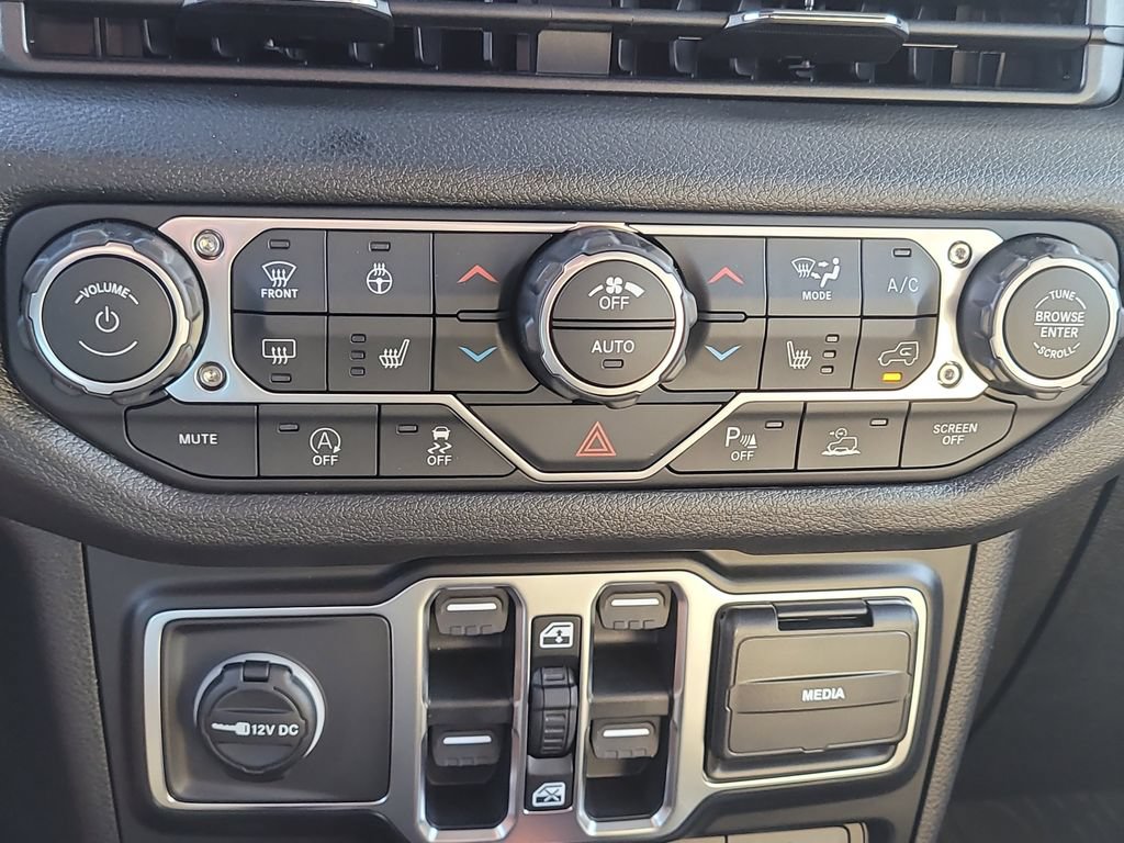 New 2026 Jeep Gladiator Willys AWD/4WD image 25
