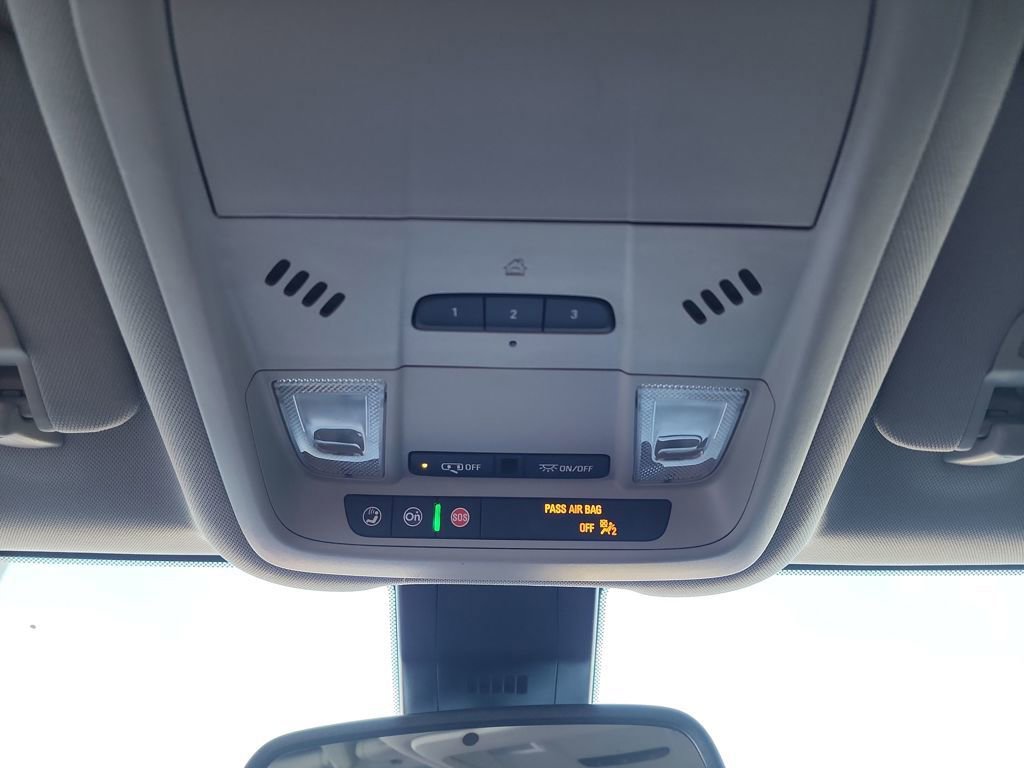 Certified 2024 GMC Terrain SLT image 35