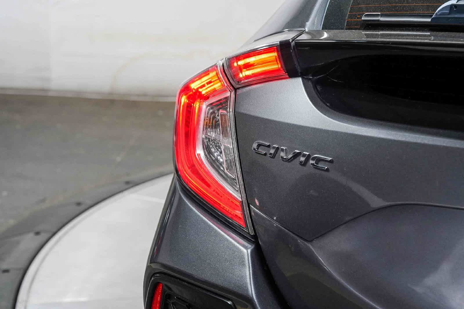 Used 2018 Honda Civic Sport Touring image 11