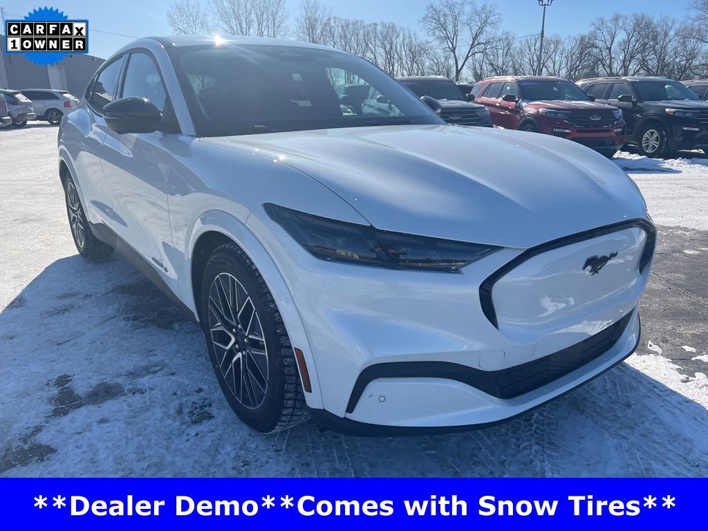 Used 2025 Ford Mustang Mach-E Premium image 2