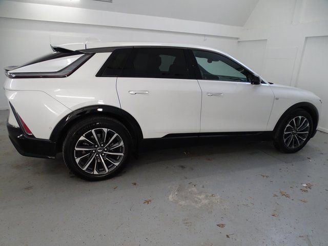 Certified 2024 Cadillac Lyriq Sport image 22