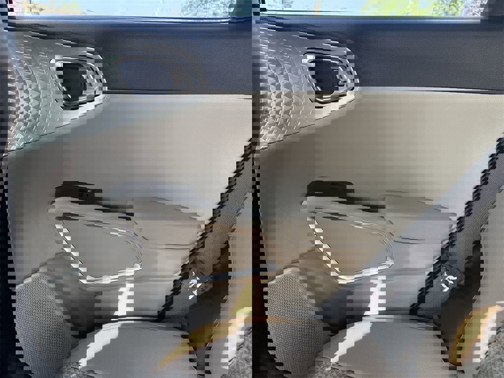 New 2025 Kia Soul LX w/ LX Technology Package image 24