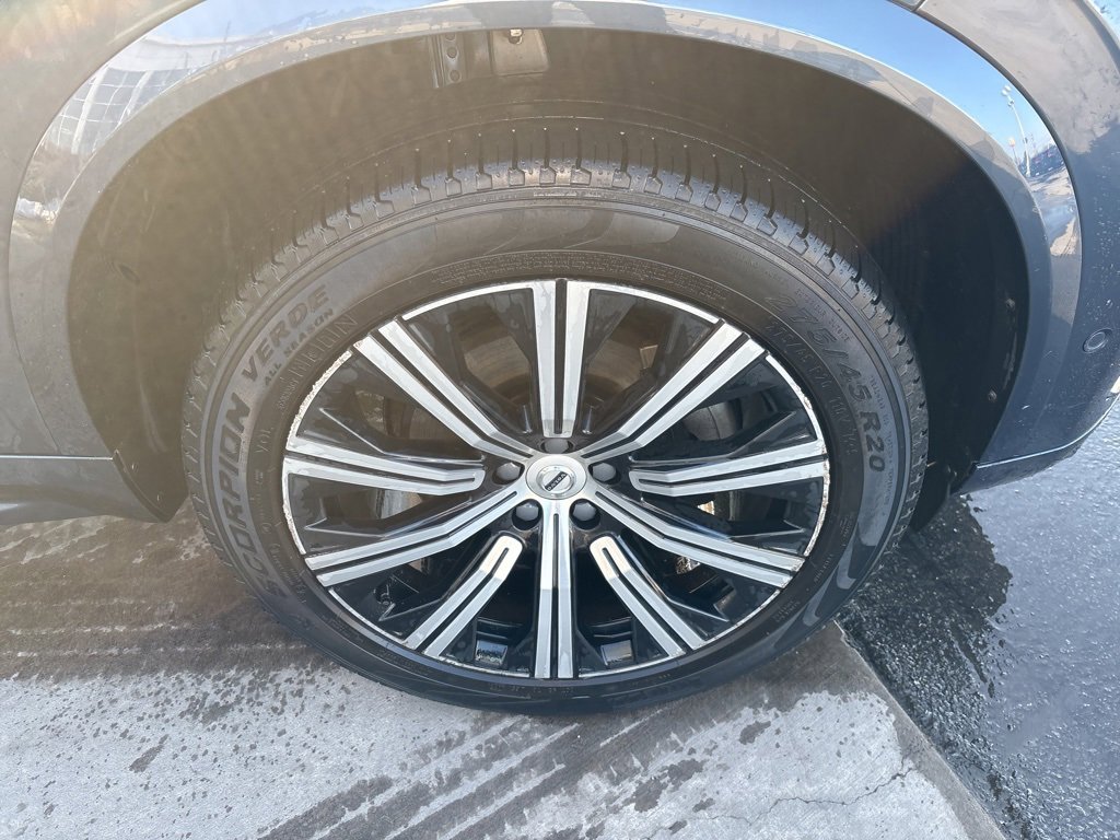 Certified 2023 Volvo XC90 B5 Plus image 12