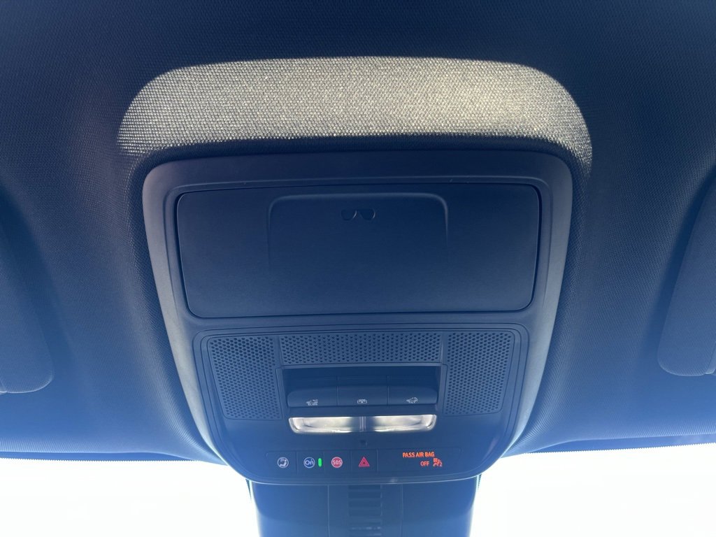 New 2026 Chevrolet Traverse Z71 w/ Driver Confidence Package image 20