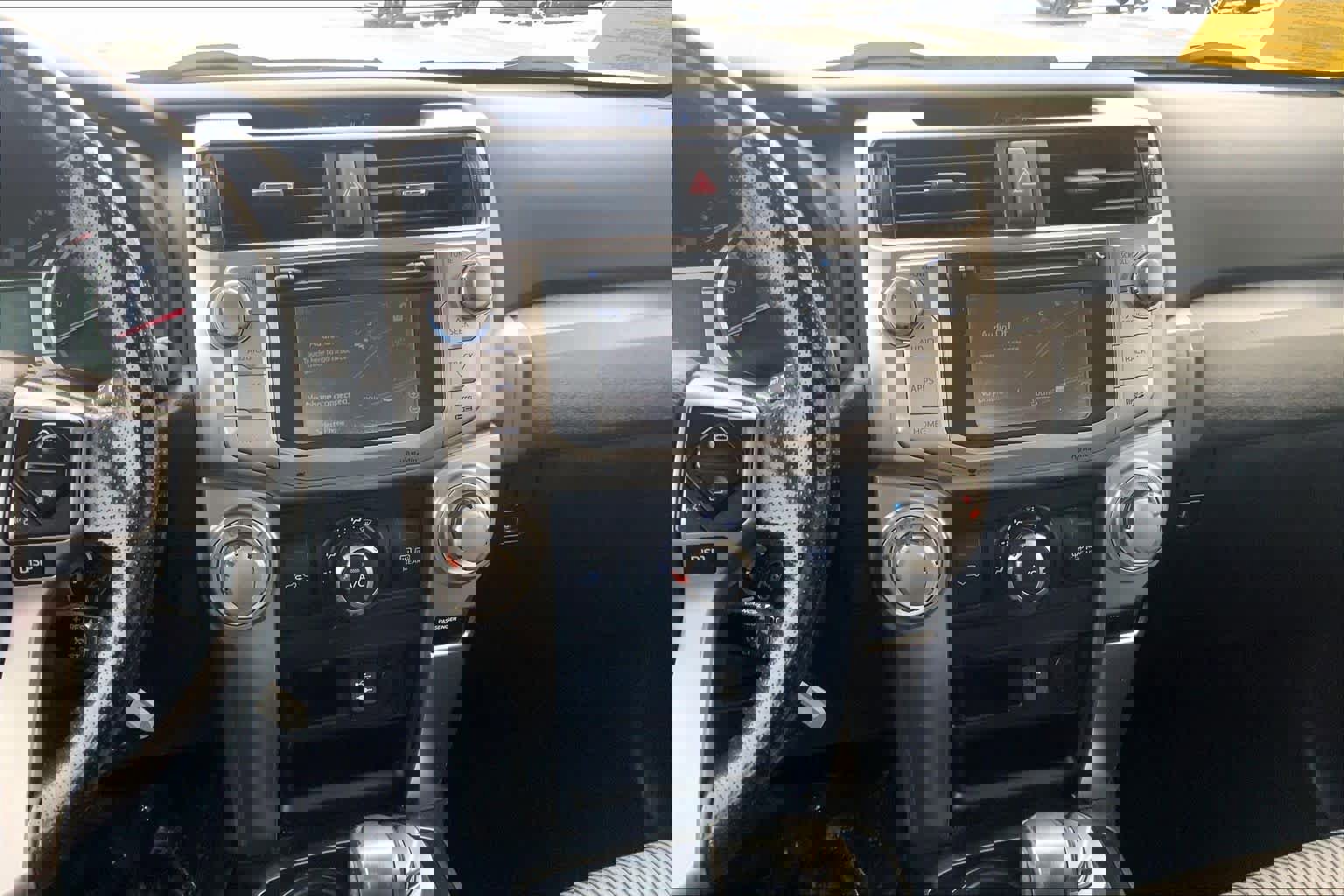 Used 2015 Toyota 4Runner SR5 image 6