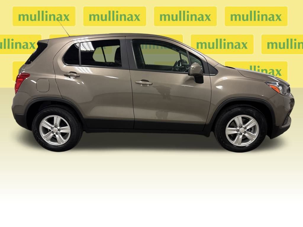 Certified 2020 Chevrolet Trax LS w/ Tint and Cruise Package image 20