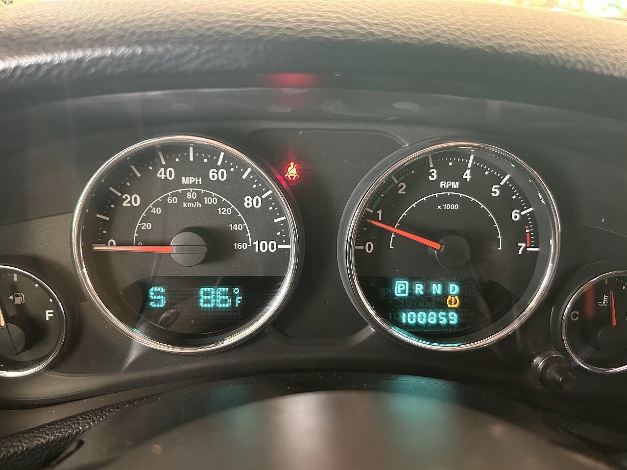Used 2013 Jeep Wrangler Sahara w/ Connectivity Group AWD/4WD image 14