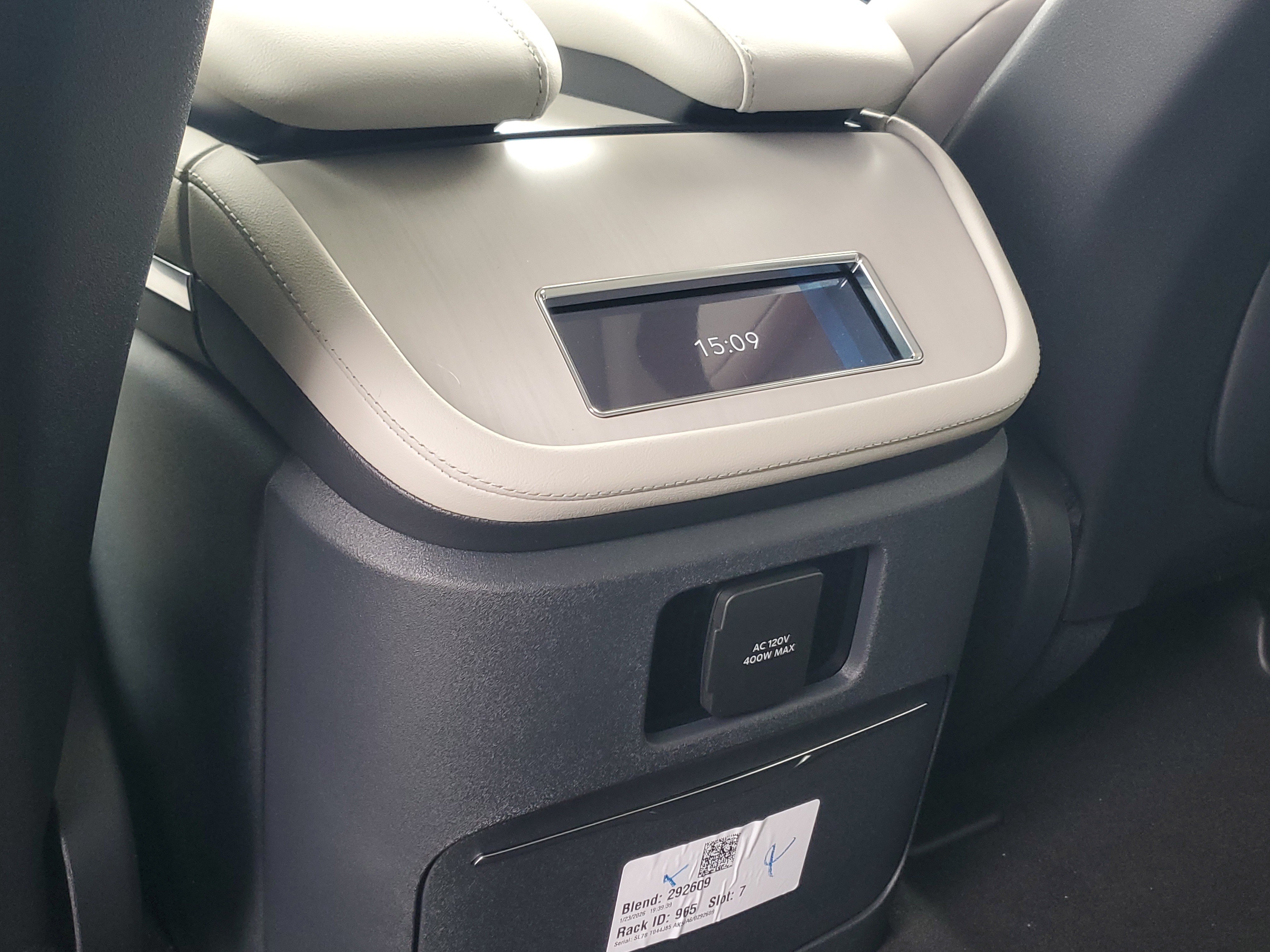 New 2026 Lincoln Navigator Reserve AWD/4WD image 29