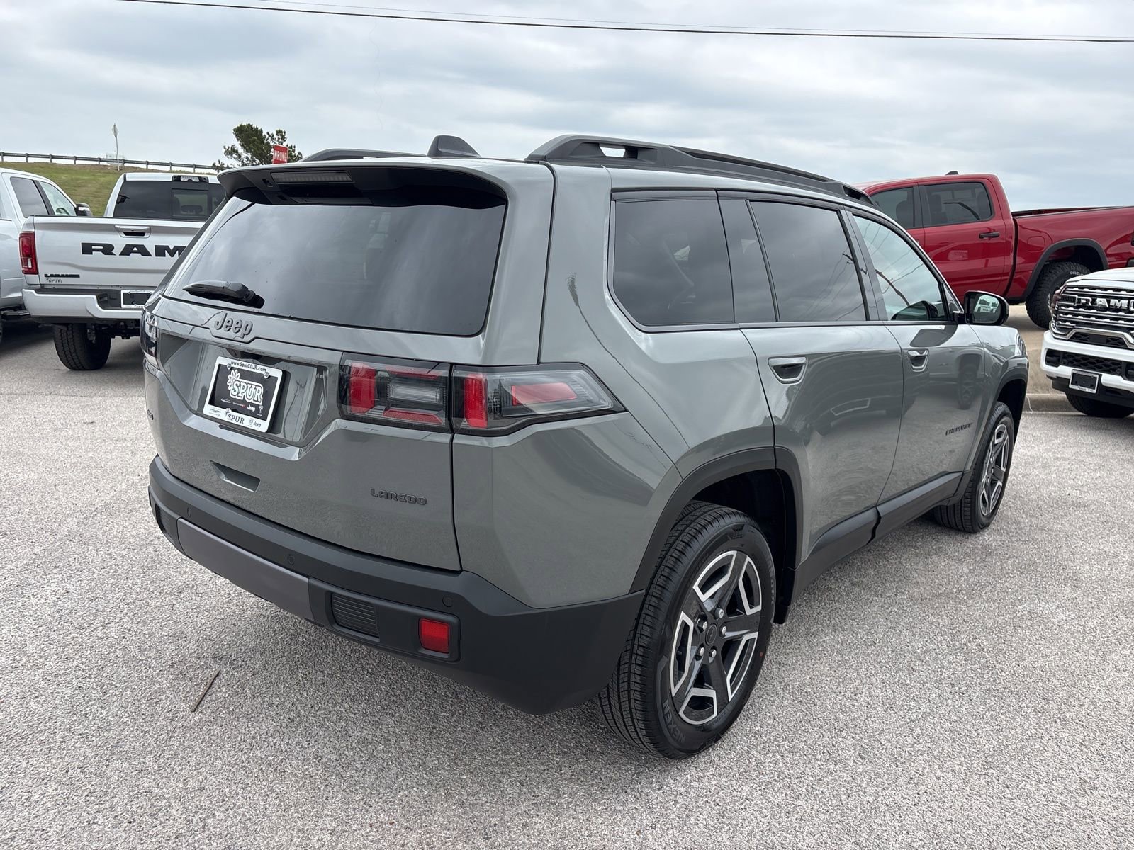 New 2026 Jeep Cherokee Laredo image 6