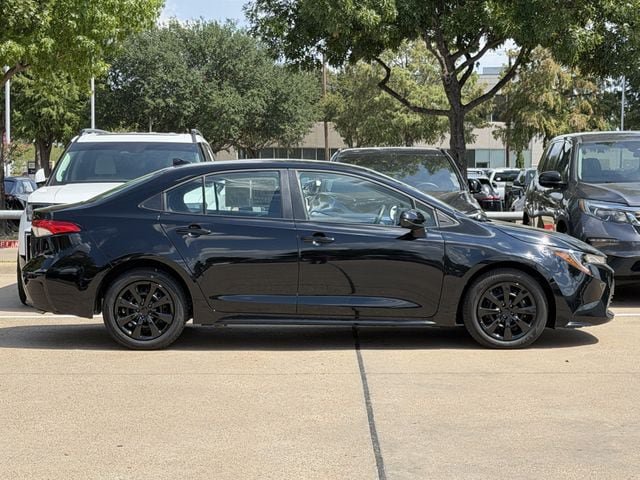 Used 2026 Toyota Corolla LE FWD image 3